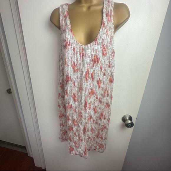 French Connection Cream Sofa Reds Clear Sequins Feather Field Saess Dress NWT 6 - Picture 1 of 15